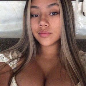 Meet your Posher, Neryssa